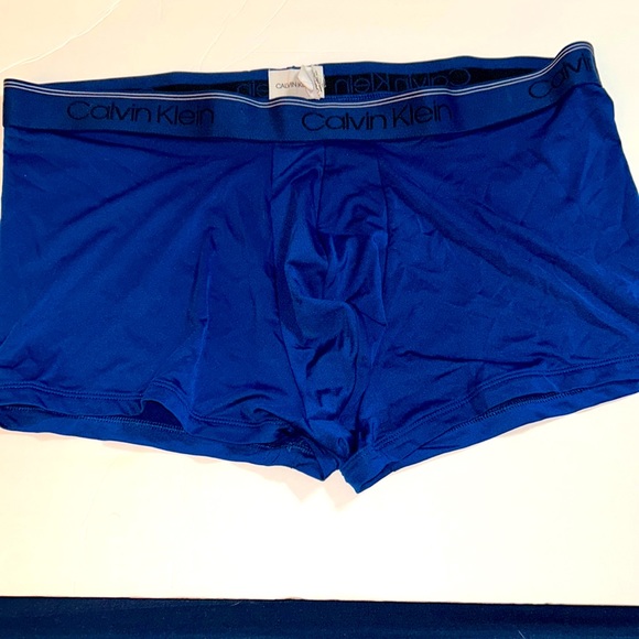 Trunk CK - Picture 1 of 3